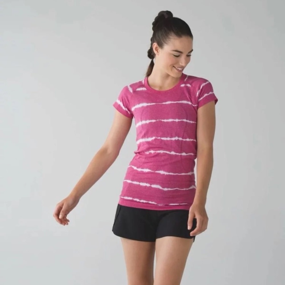 Lululemon Swiftly Tech Short Sleeve Crew
